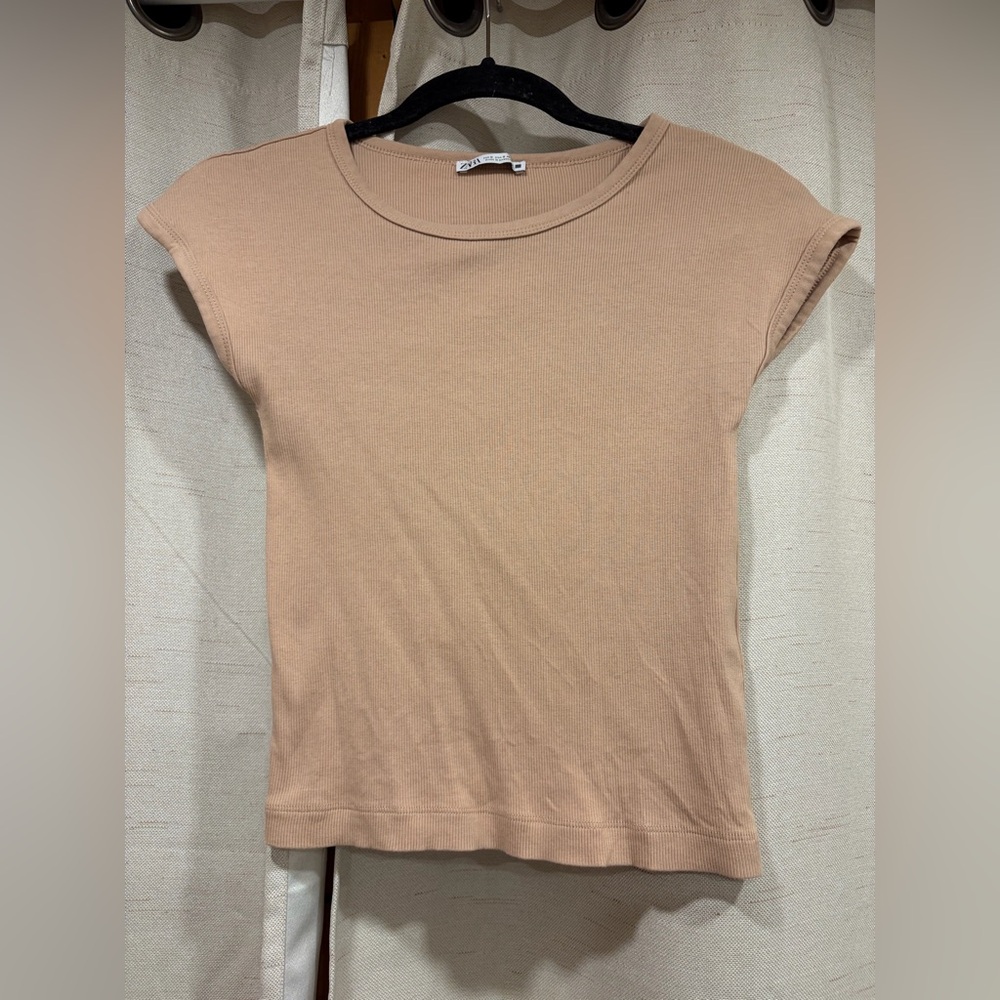 Zara basic ribbed tee